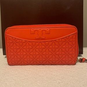 Tory Burch Wallet